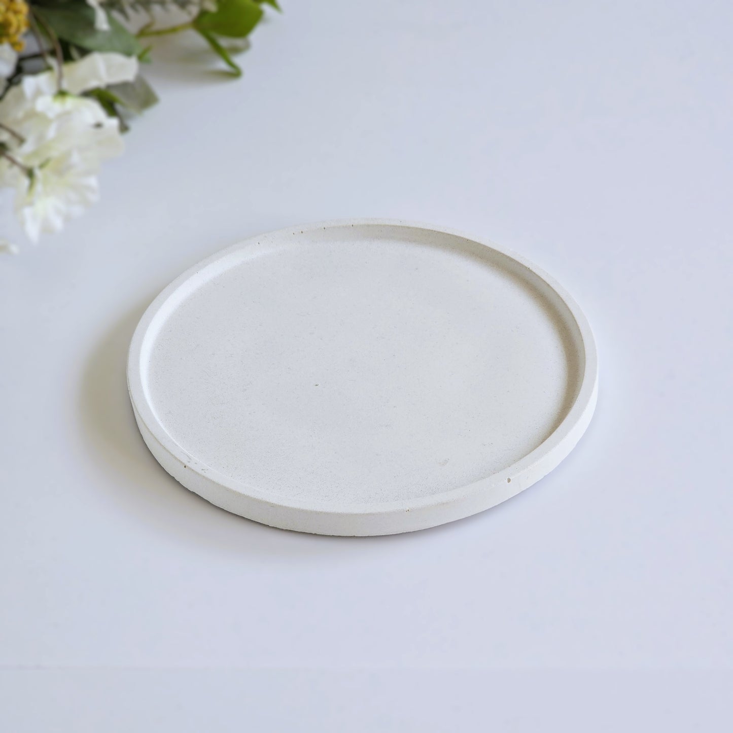 ROUND TRAY